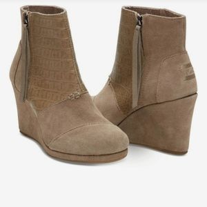Toms Desert Wedge Suede Booties